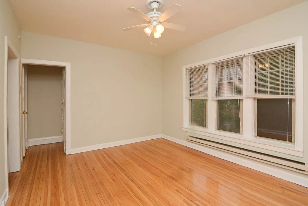 620 W Barry Ave, ,  60657, USA 60657-unit#2N-Chicago-IL