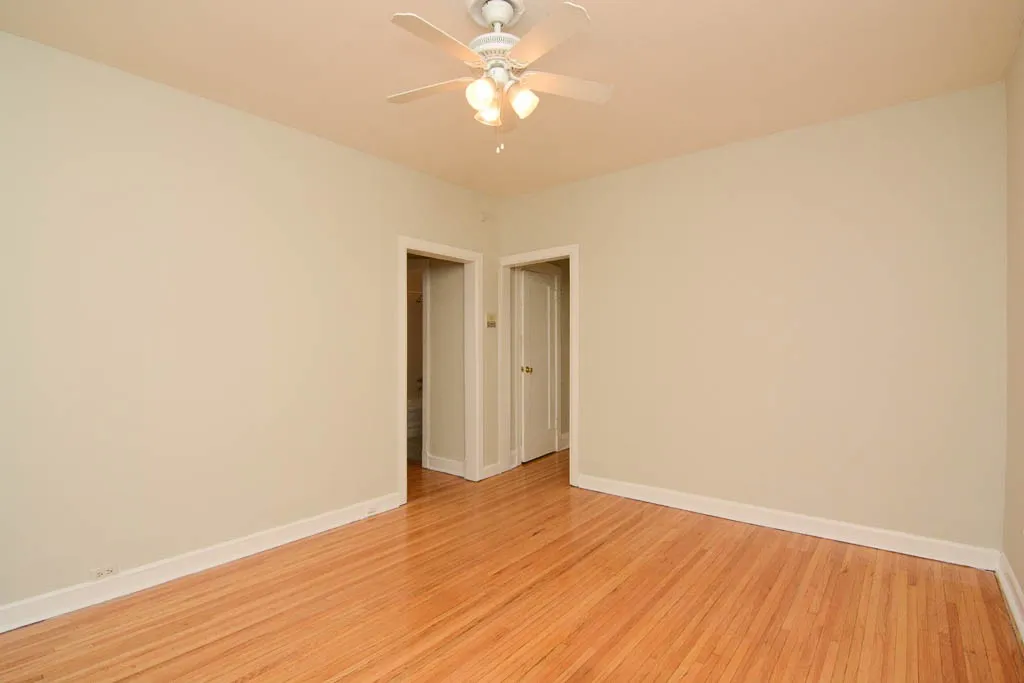 620 W Barry Ave, ,  60657, USA 60657-unit#2N-Chicago-IL