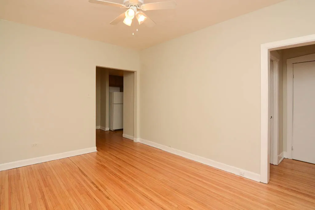 620 W Barry Ave, ,  60657, USA 60657-unit#2N-Chicago-IL