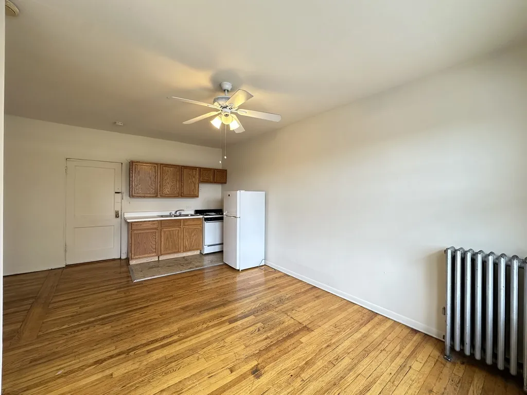 1050 W George St, , 60657, USA 60657-unit#203-Chicago-IL