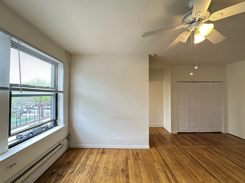 1050 W George St, , 60657, USA 60657-unit#203-Chicago-IL