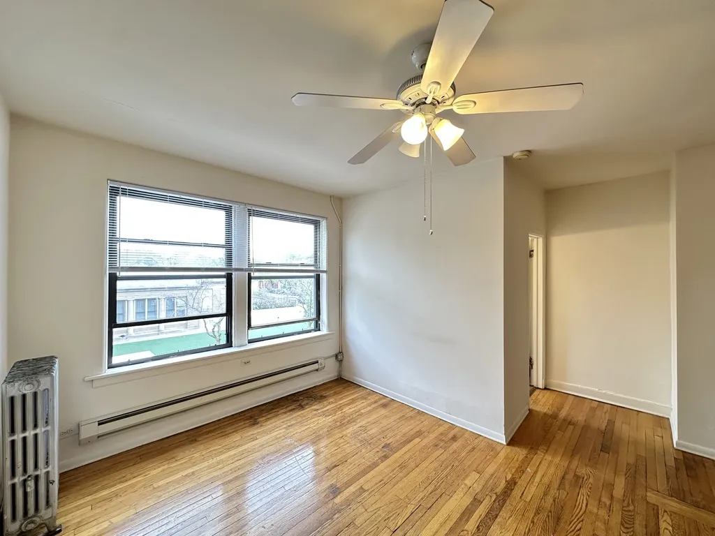 1050 W George St, , 60657, USA 60657-unit#203-Chicago-IL