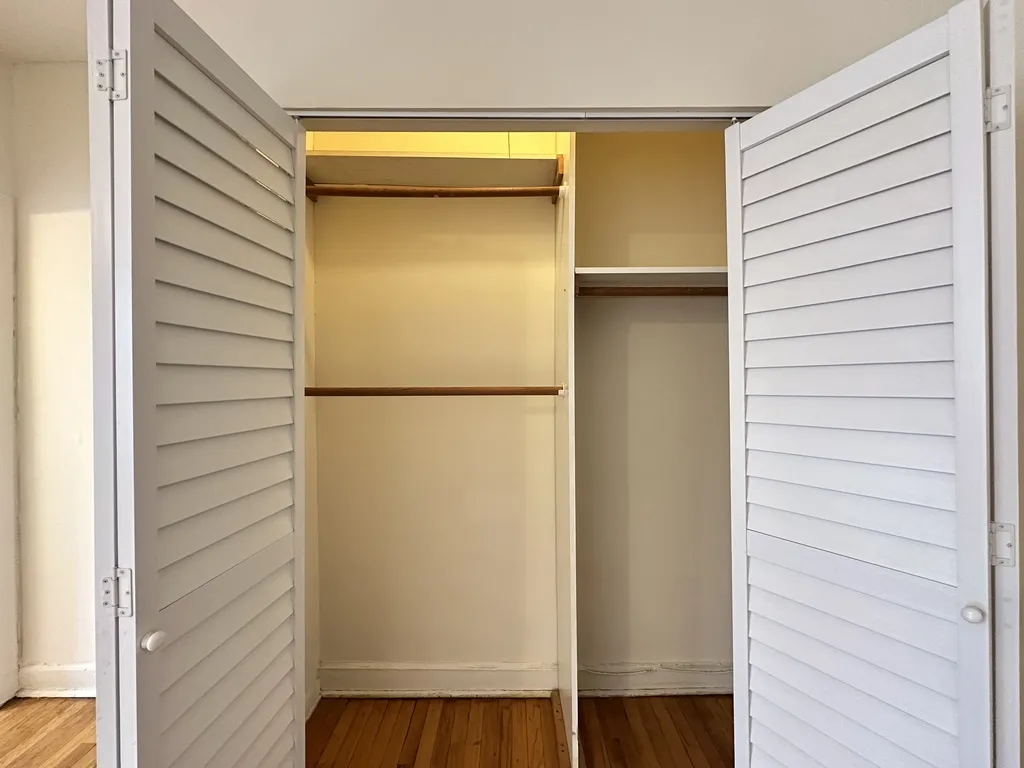 1050 W George St, , 60657, USA 60657-unit#203-Chicago-IL