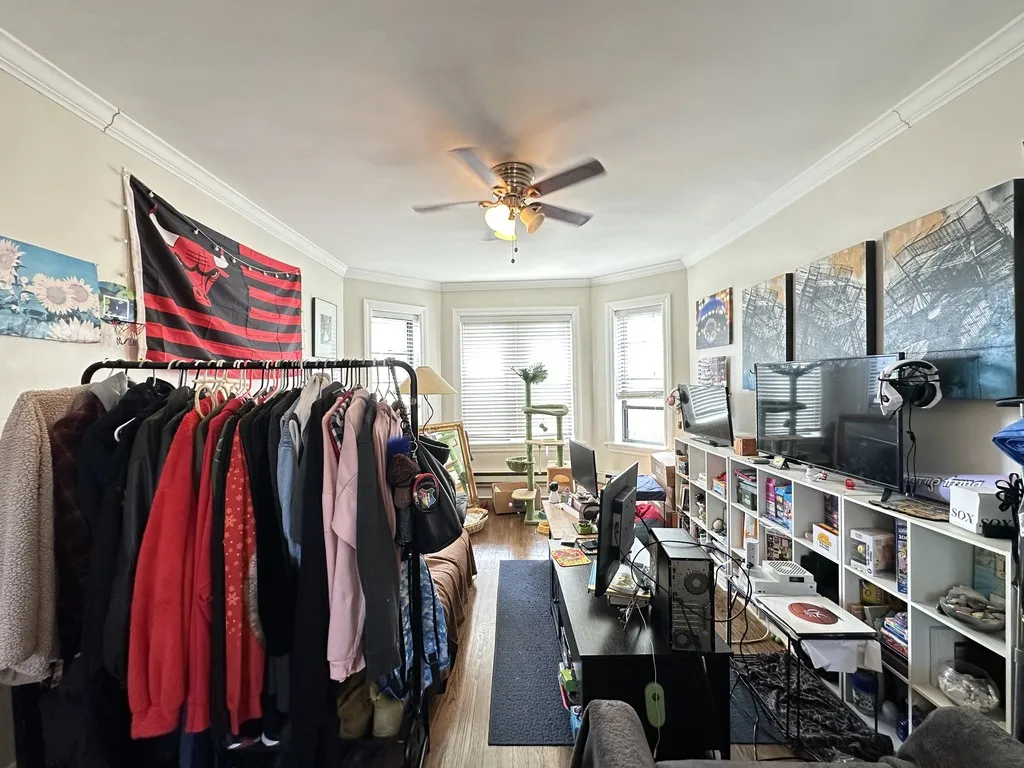 3841 N Greenview Ave, ,  60613, USA 60613-unit#3W-Chicago-IL