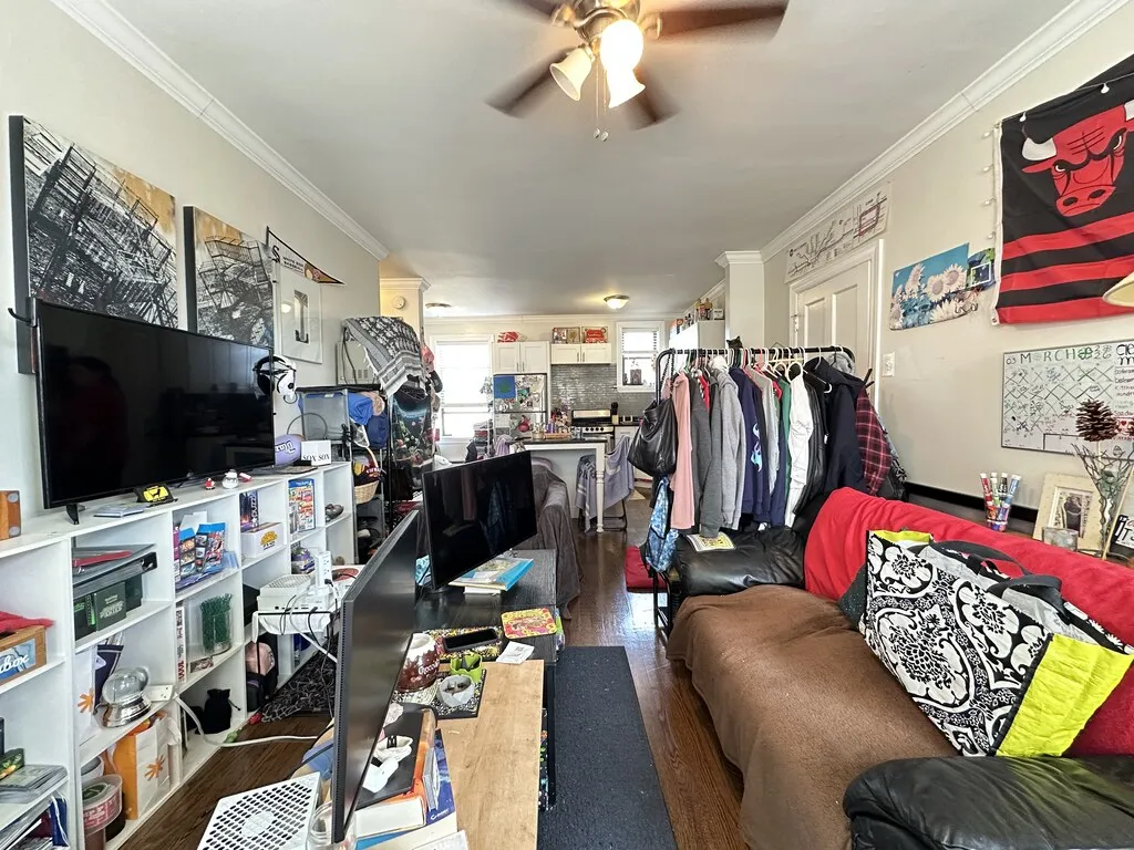 3841 N Greenview Ave, ,  60613, USA 60613-unit#3W-Chicago-IL