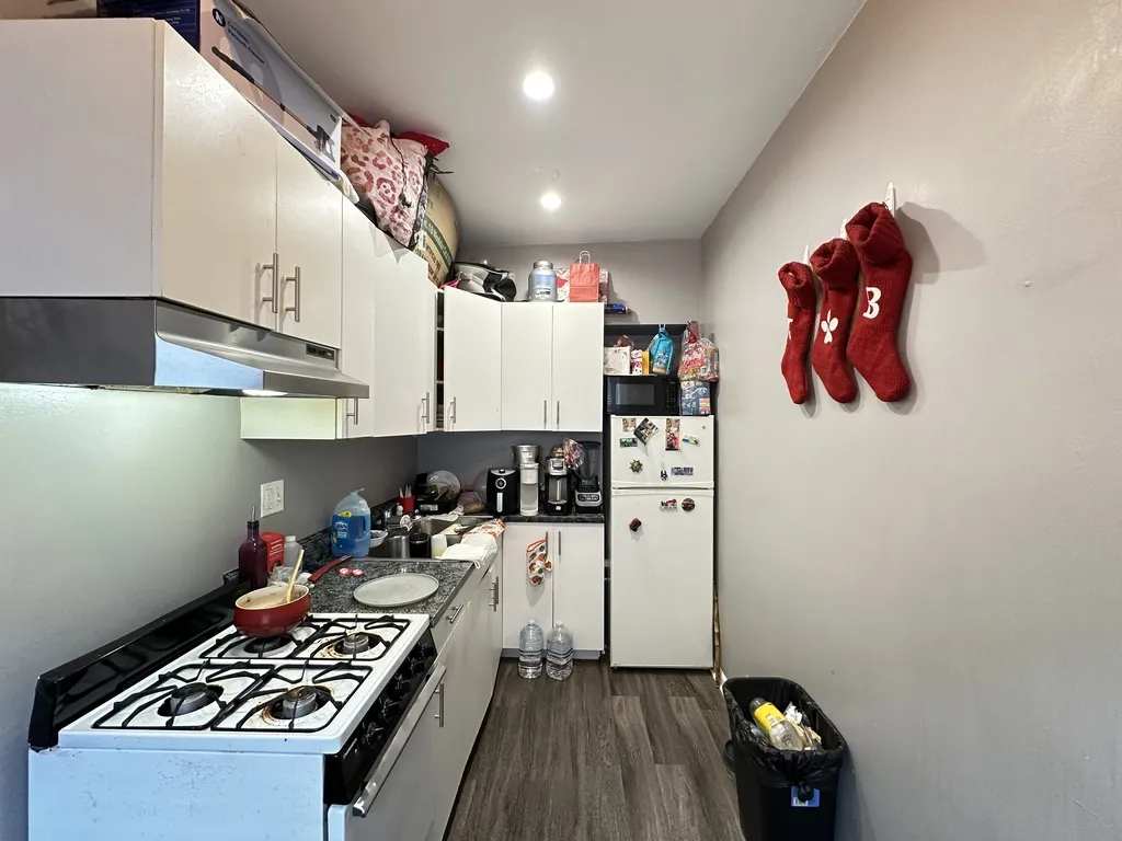 5516 N Kenmore Ave, , 60640, USA 60640-unit#206-Chicago-IL