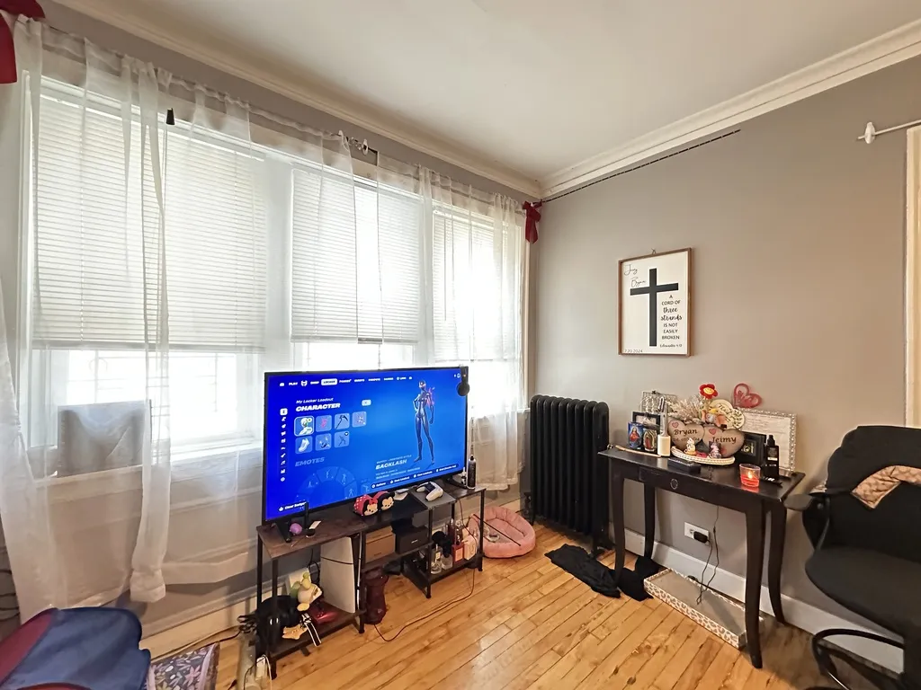 5516 N Kenmore Ave, , 60640, USA 60640-unit#206-Chicago-IL