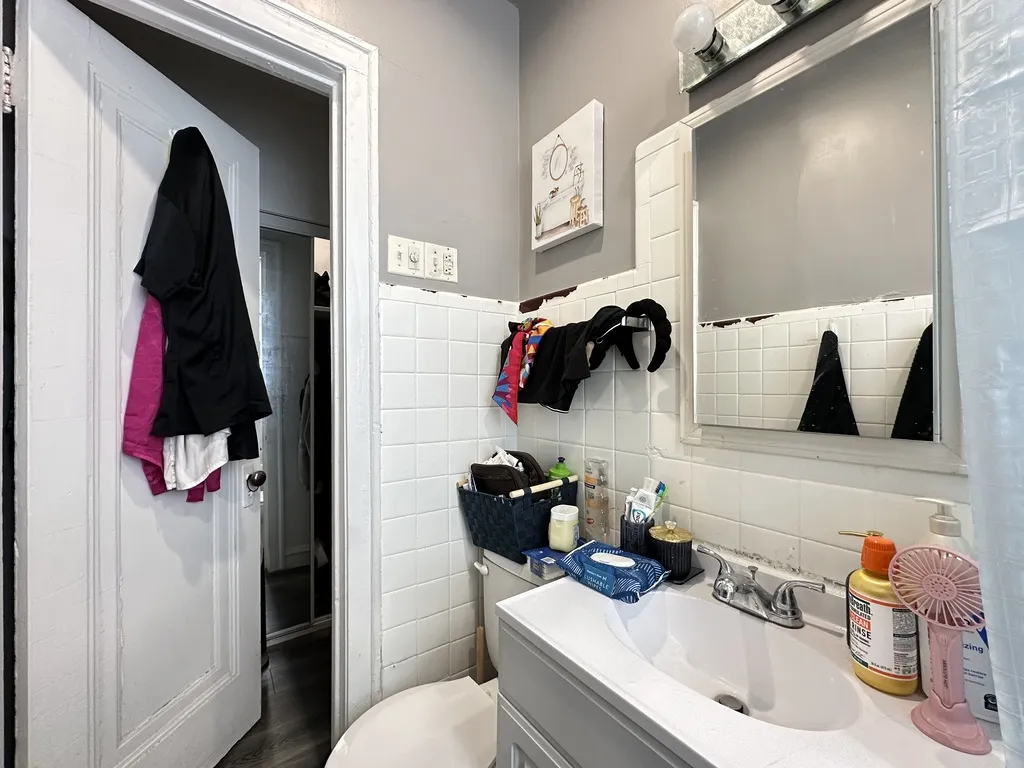 5516 N Kenmore Ave, , 60640, USA 60640-unit#206-Chicago-IL