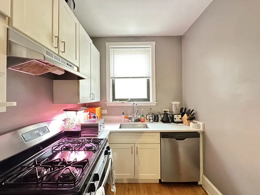 439 W Melrose St, ,  60657, USA 60657-unit#3C-Chicago-IL