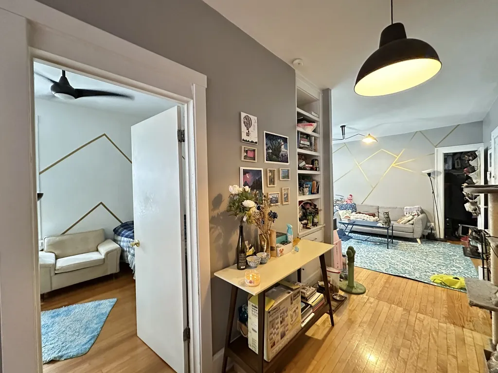 439 W Melrose St, ,  60657, USA 60657-unit#3C-Chicago-IL