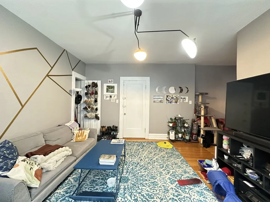 439 W Melrose St, ,  60657, USA 60657-unit#3C-Chicago-IL