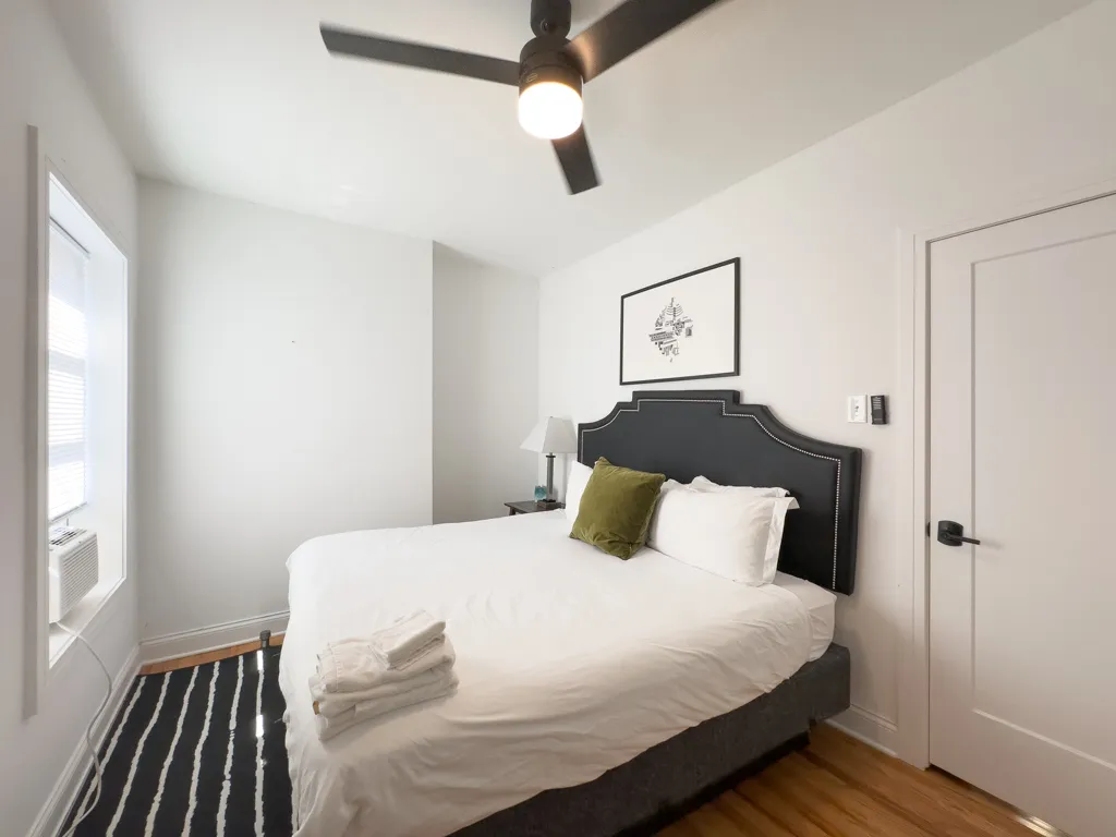 637 W Cornelia Ave, , 60657, USA 60657-unit#2W-Chicago-IL