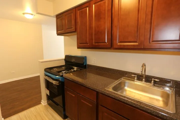 1040 W Hollywood Ave, , 60660, USA 60660-unit#208-Chicago-IL
