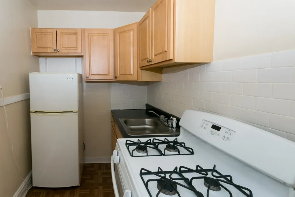 3121 N Hamlin Ave, ,  60618, USA 60618-unit#2G-Chicago-IL