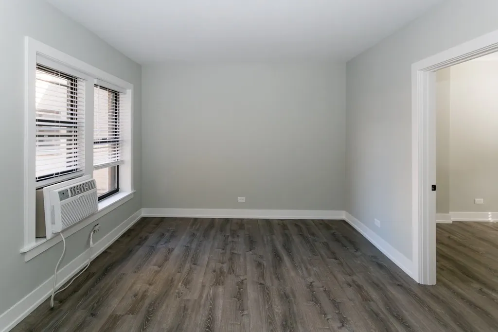 705 W Brompton Ave, ,  60657, USA 60657-unit#19-Chicago-IL