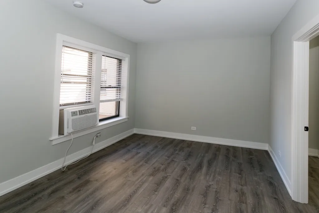 705 W Brompton Ave, ,  60657, USA 60657-unit#19-Chicago-IL