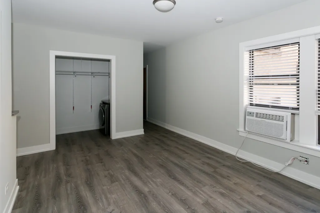 705 W Brompton Ave, ,  60657, USA 60657-unit#19-Chicago-IL