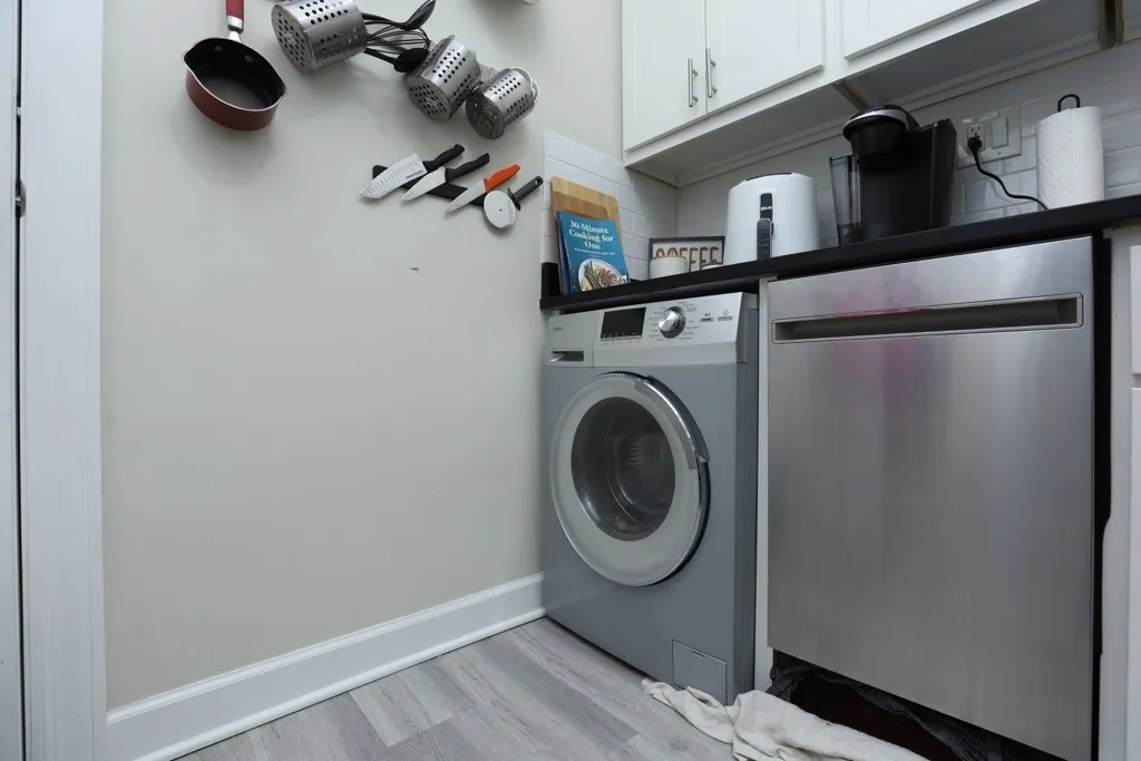 648 W Roscoe St, ,  60657, USA 60657-unit#2S-Chicago-IL