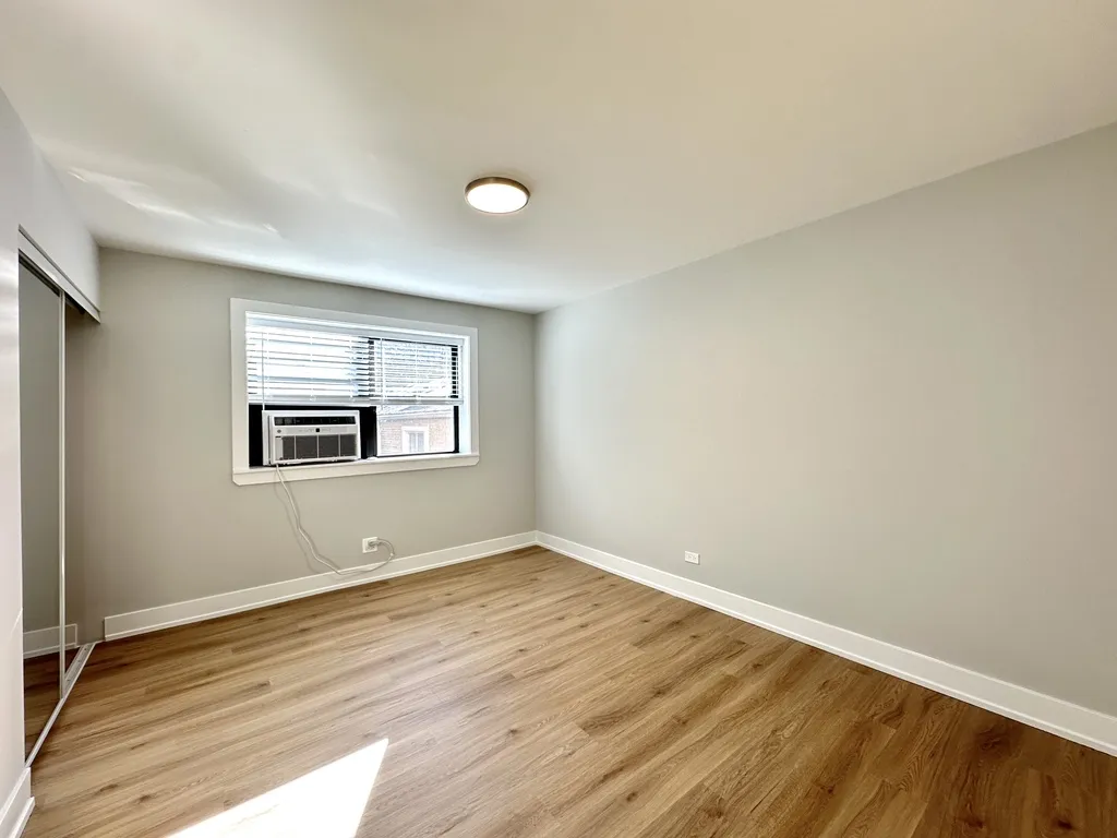 530 W Aldine Ave, ,  60657, USA 60657-unit#314-Chicago-IL