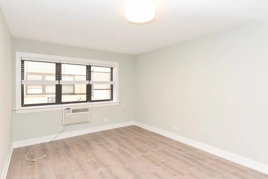 445 W Barry Ave, , 60657, USA 60657-unit#211-Chicago-IL