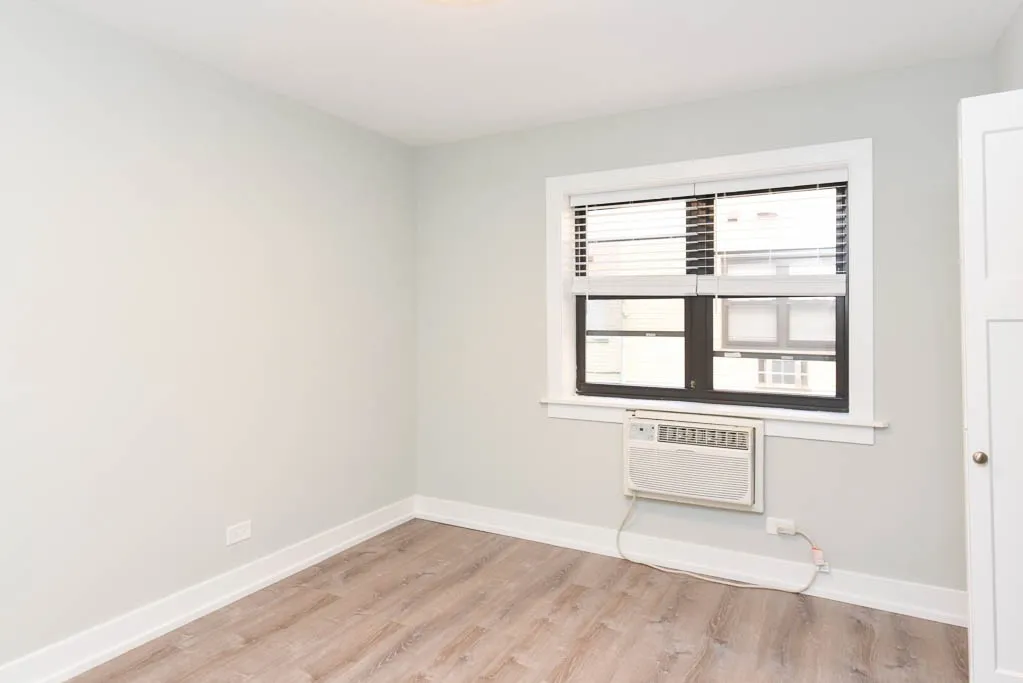 445 W Barry Ave, , 60657, USA 60657-unit#211-Chicago-IL