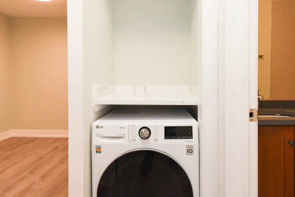 445 W Barry Ave, , 60657, USA 60657-unit#211-Chicago-IL