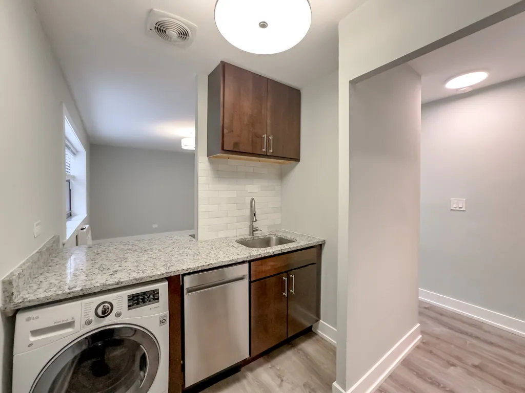 445 W Barry Ave, ,  60657, USA 60657-unit#230-Chicago-IL