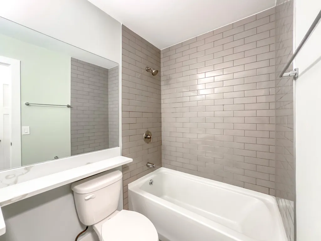 445 W Barry Ave, ,  60657, USA 60657-unit#230-Chicago-IL