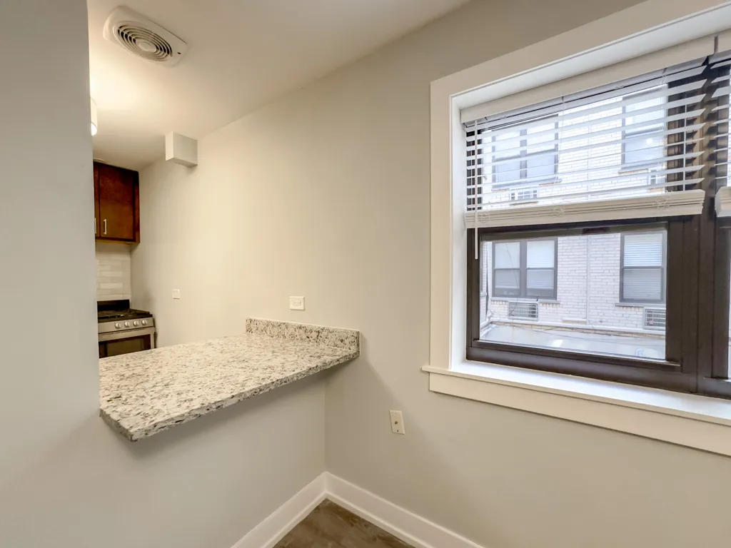 445 W Barry Ave, ,  60657, USA 60657-unit#230-Chicago-IL