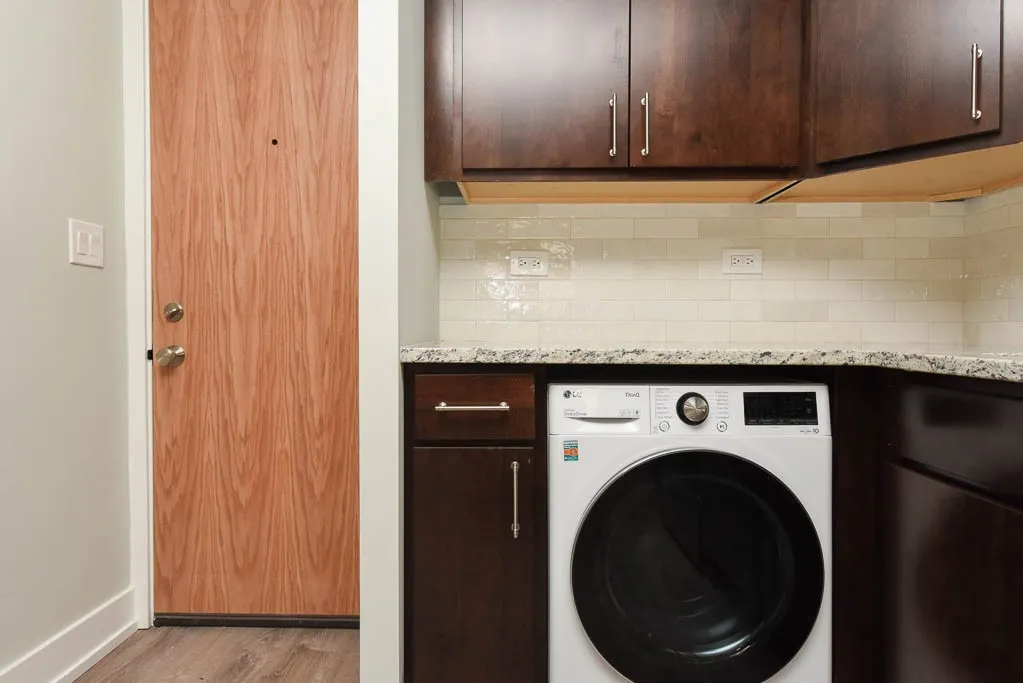 445 W Barry Ave, ,  60657, USA 60657-unit#518-Chicago-IL