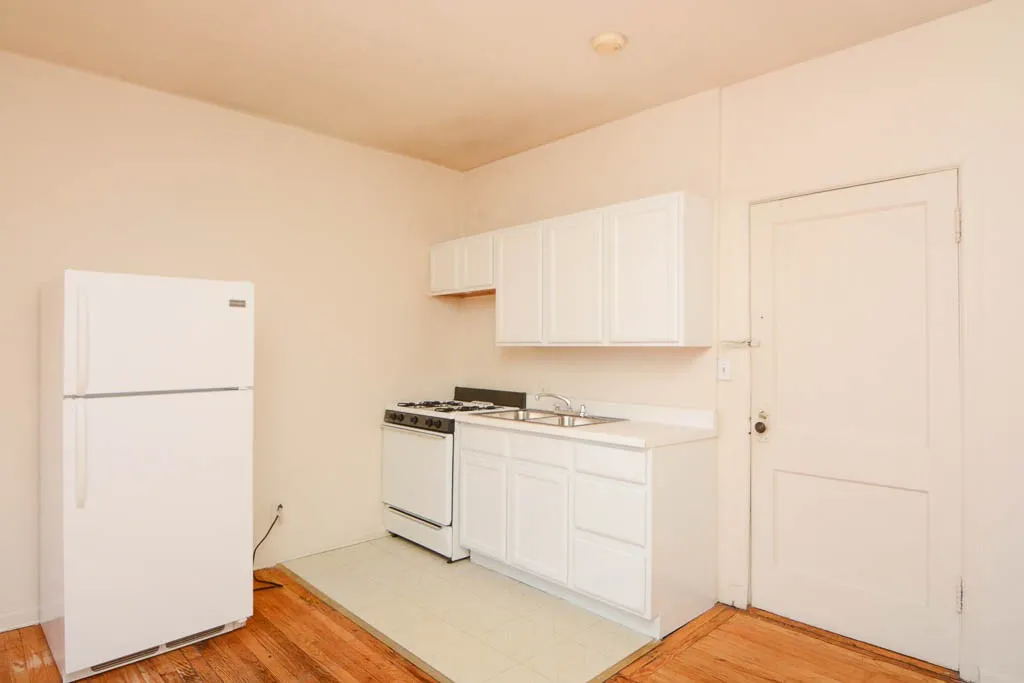 1050 W George St, ,  60657, USA 60657-unit#302-Chicago-IL