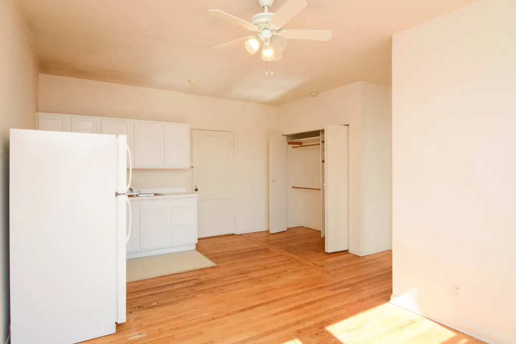 1050 W George St, ,  60657, USA 60657-unit#302-Chicago-IL