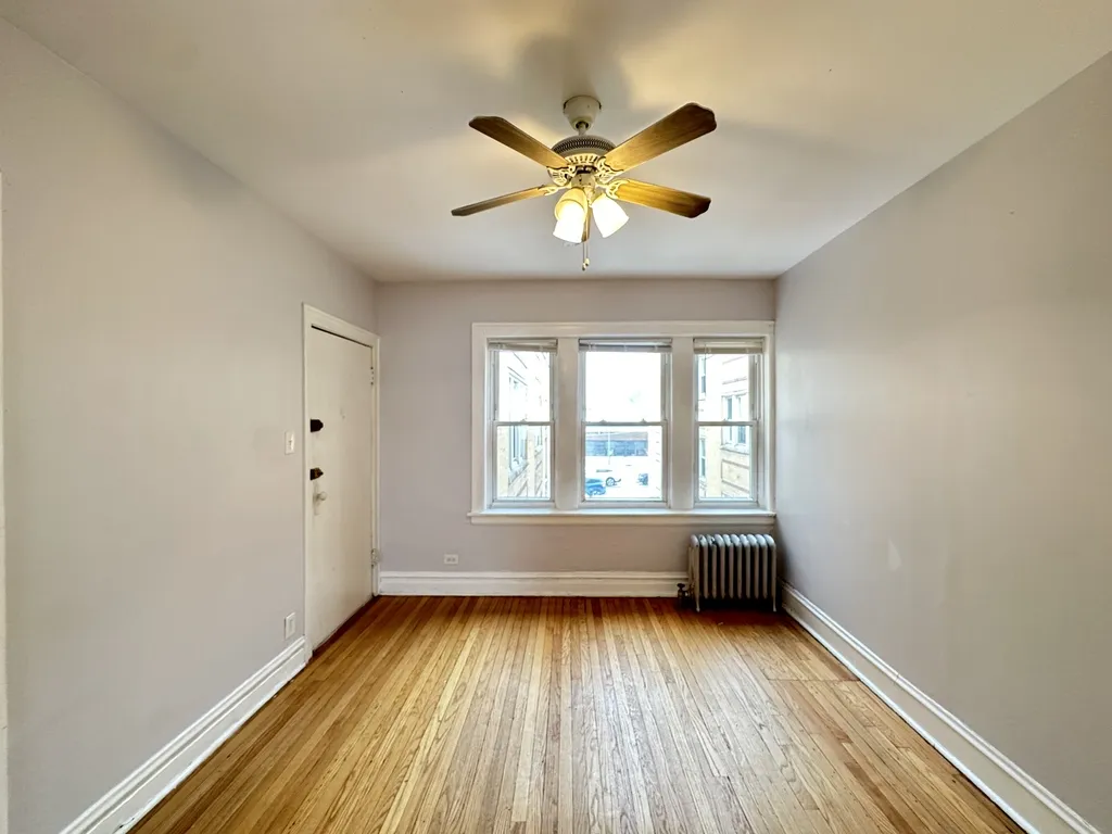 4409 N Kenneth Ave, , 60630, USA 60630-unit#2B-Chicago-IL