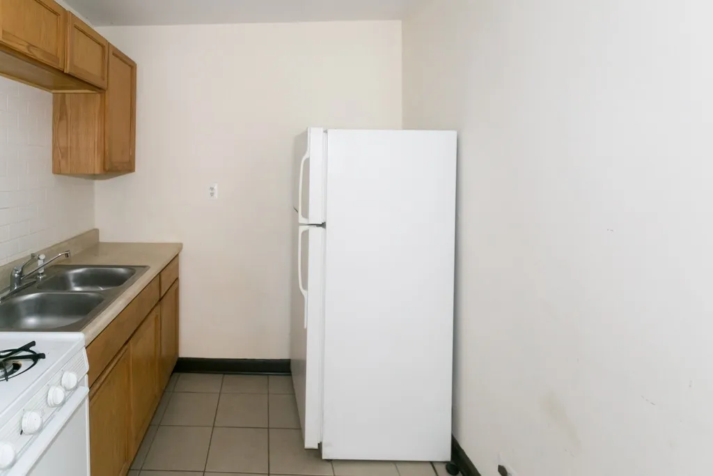 1211 W Elmdale Ave, , 60660, USA 60626-unit#3-Chicago-IL