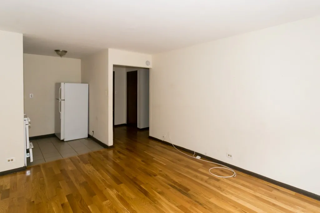 1211 W Elmdale Ave, , 60660, USA 60626-unit#3-Chicago-IL