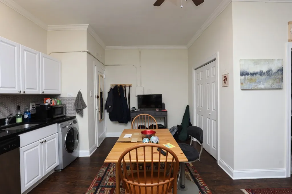 3345 N Marshfield Ave, ,  60657, USA 60657-unit#108-Chicago-IL