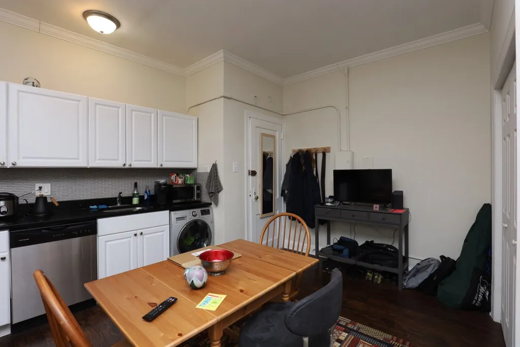 3345 N Marshfield Ave, ,  60657, USA 60657-unit#108-Chicago-IL