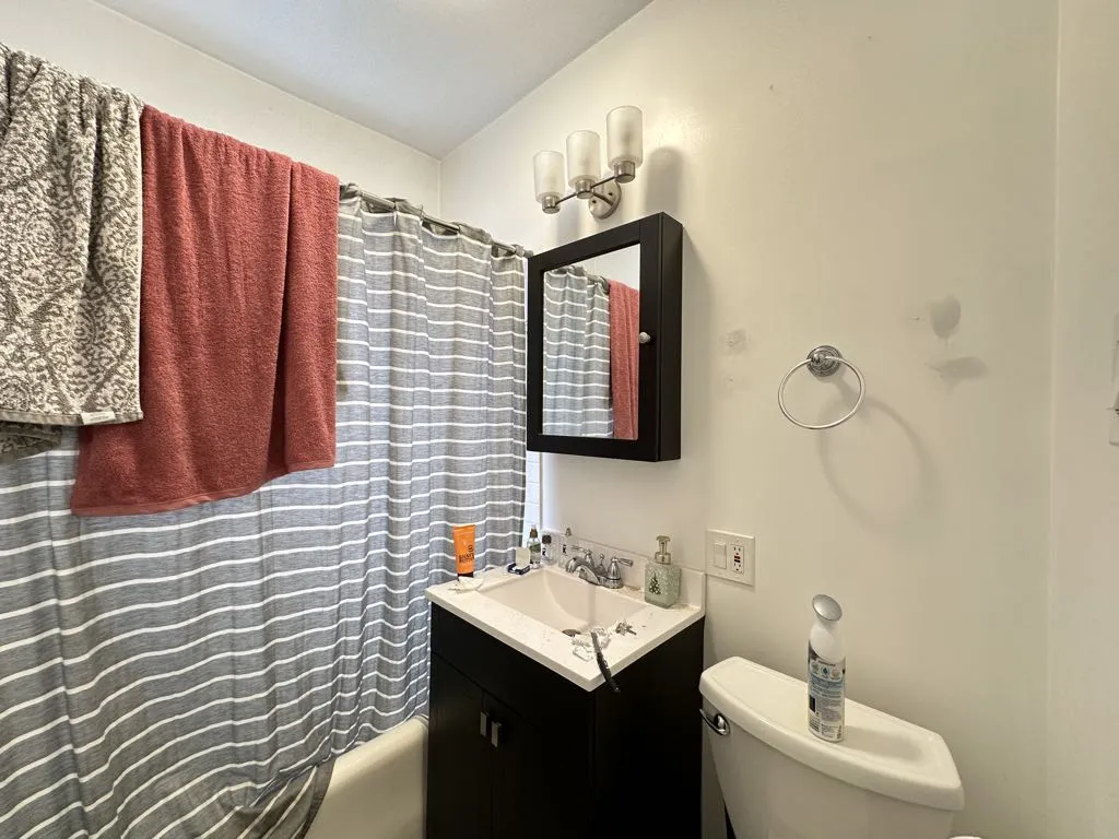 3345 N Marshfield Ave, ,  60657, USA 60657-unit#307-Chicago-IL