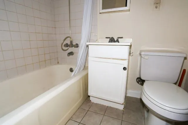 1211 W Elmdale Ave, , 60660, USA 60626-unit#7-Chicago-IL