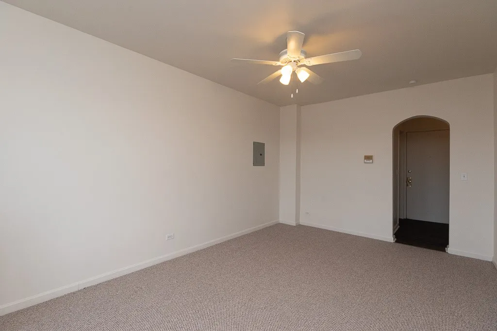 3957 W Irving Park Rd, ,  60641, USA 60618-unit#318-Chicago-IL