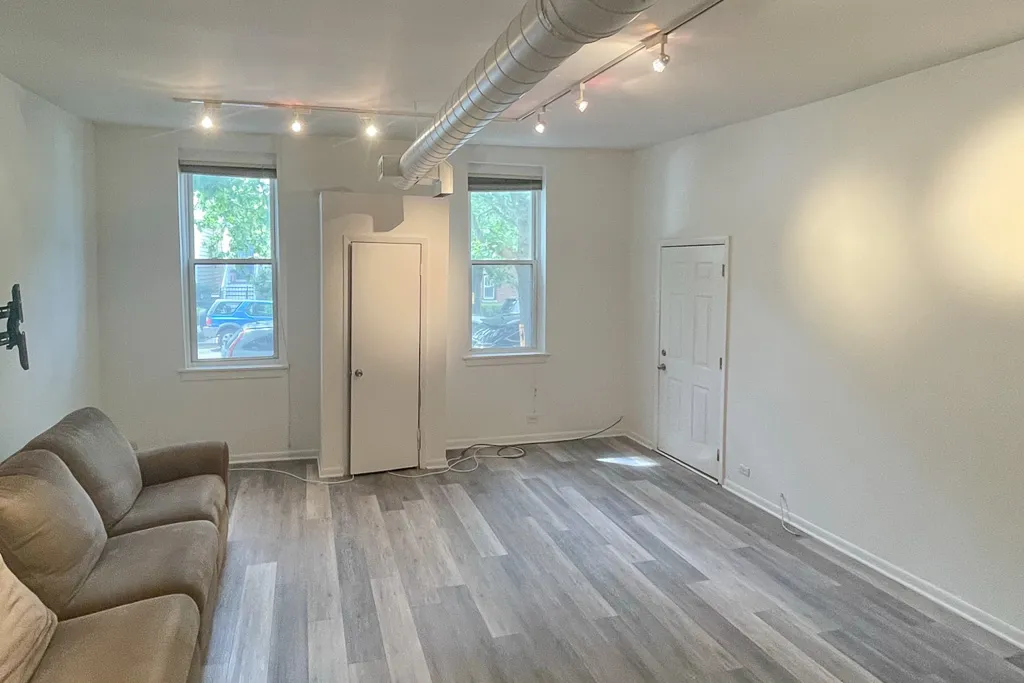 1844 W Henderson St, ,  60657, USA 60657-unit#SFH-Chicago-IL