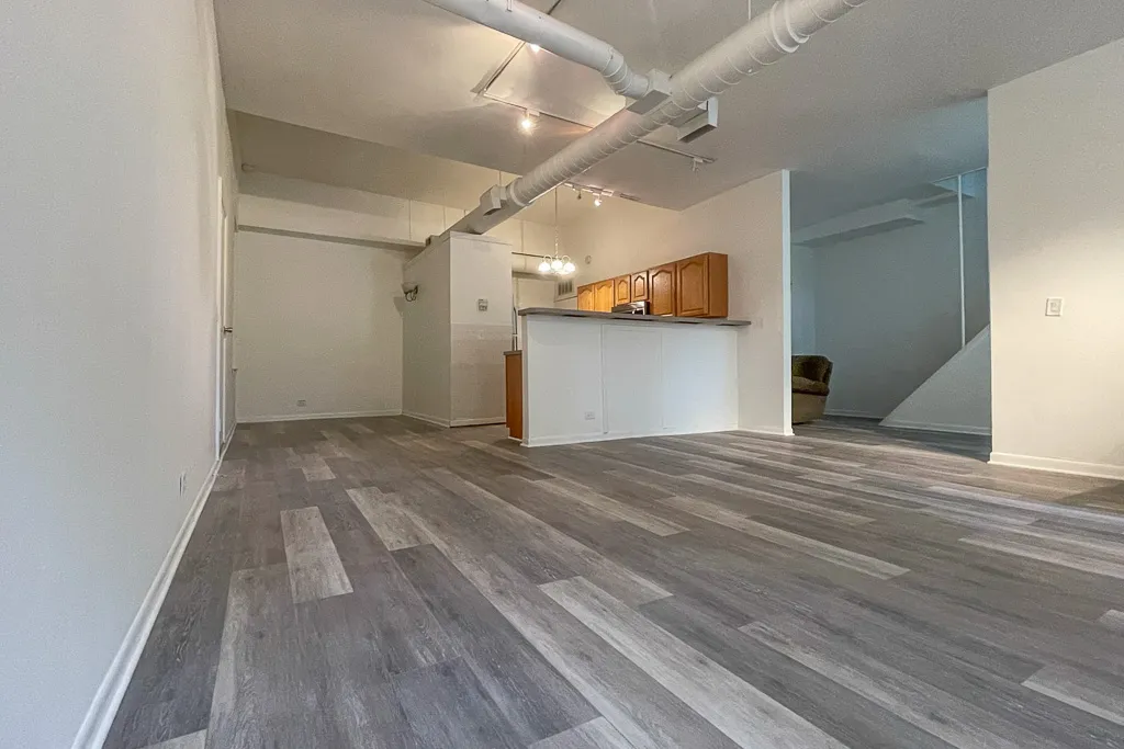 1844 W Henderson St, ,  60657, USA 60657-unit#SFH-Chicago-IL