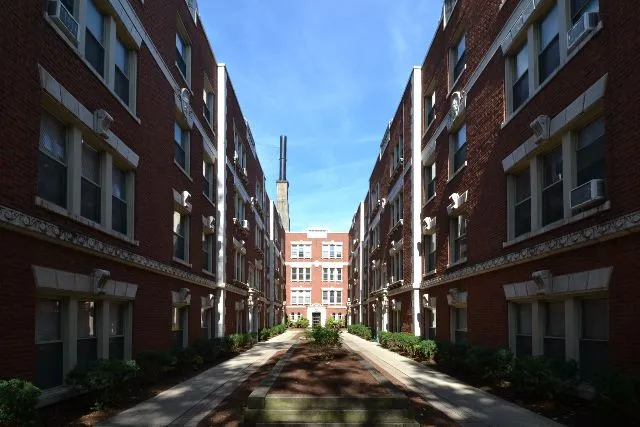 542 W Surf St, , 60657, USA 60657-unit#2S-Chicago-IL