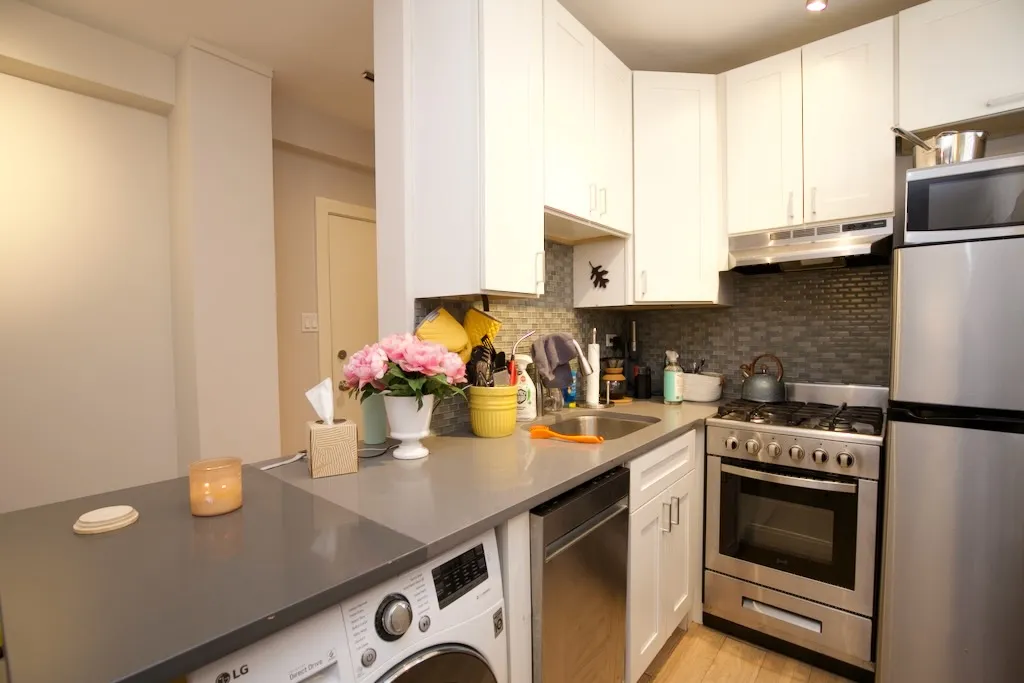 511 W Belmont Ave, , 60657, USA 60657-unit#35-Chicago-IL