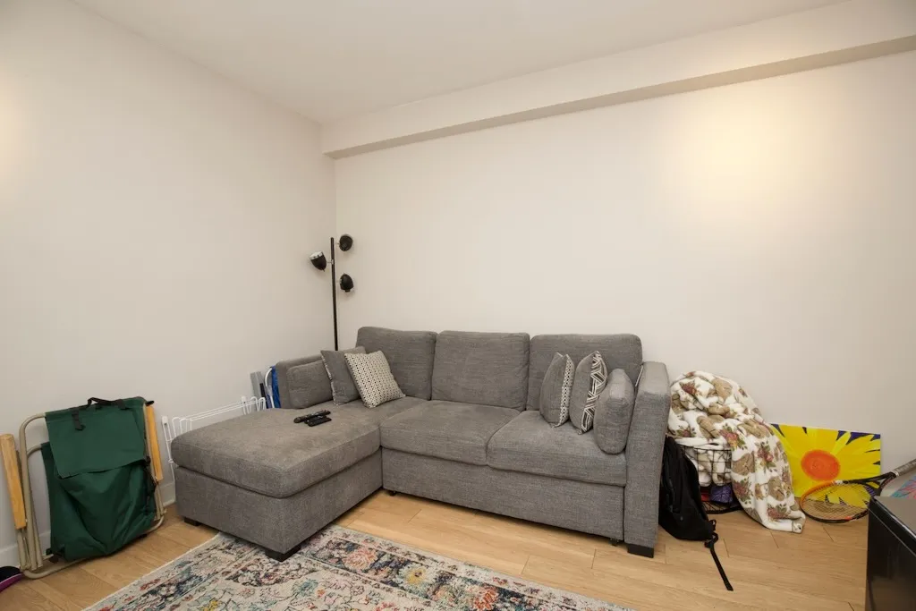 511 W Belmont Ave, , 60657, USA 60657-unit#35-Chicago-IL