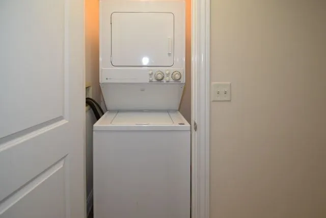 742 W Addison St, ,  60613, USA 60613-unit#1S-Chicago-IL