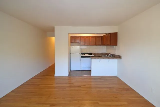 540 W Roscoe St, , 60657, USA 60657-unit#582-Chicago-IL