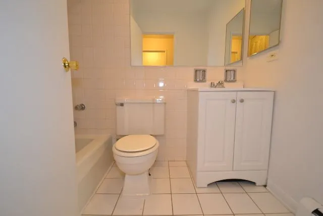 540 W Roscoe St, , 60657, USA 60657-unit#582-Chicago-IL