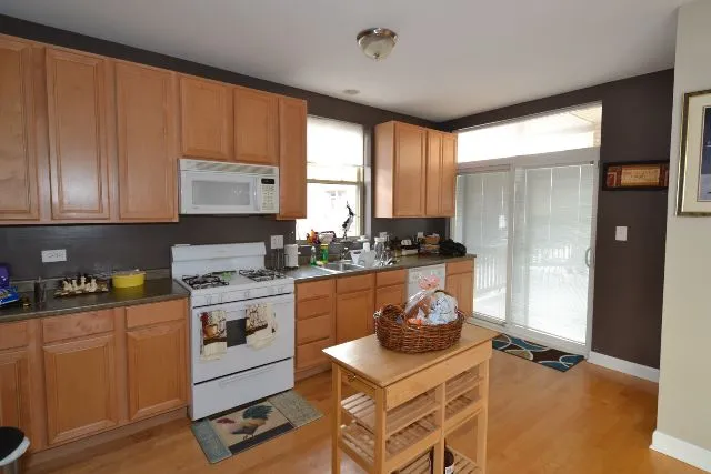5206 N Sawyer Ave, , 60625, USA 60625-unit#2-Chicago-IL