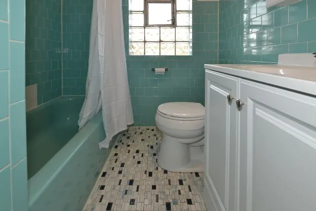 6326 N Artesian Ave, ,  60659, USA 60659-unit#3R-Chicago-IL